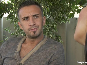 Массажист смог покорить шикарную азиатку во время процедур